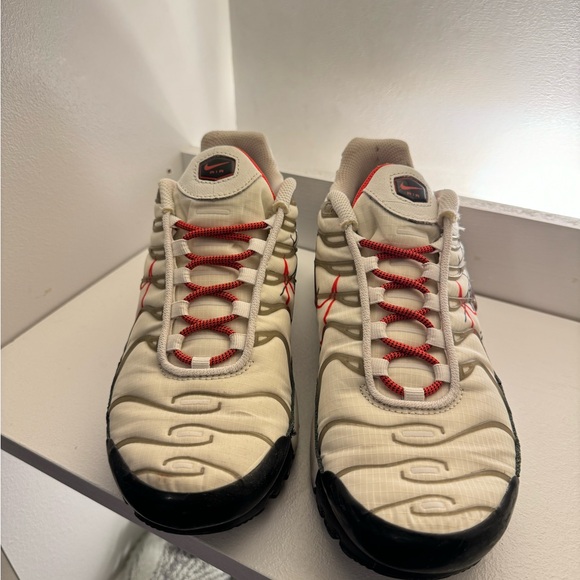 Nike sneakers 5Y - Picture 2 of 6